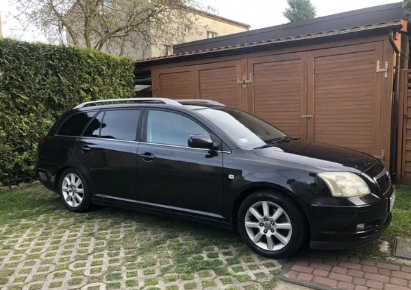 śląskie Toyota Avensis cena 6900 przebieg: 351000, rok produkcji 2005 z Jaworzno